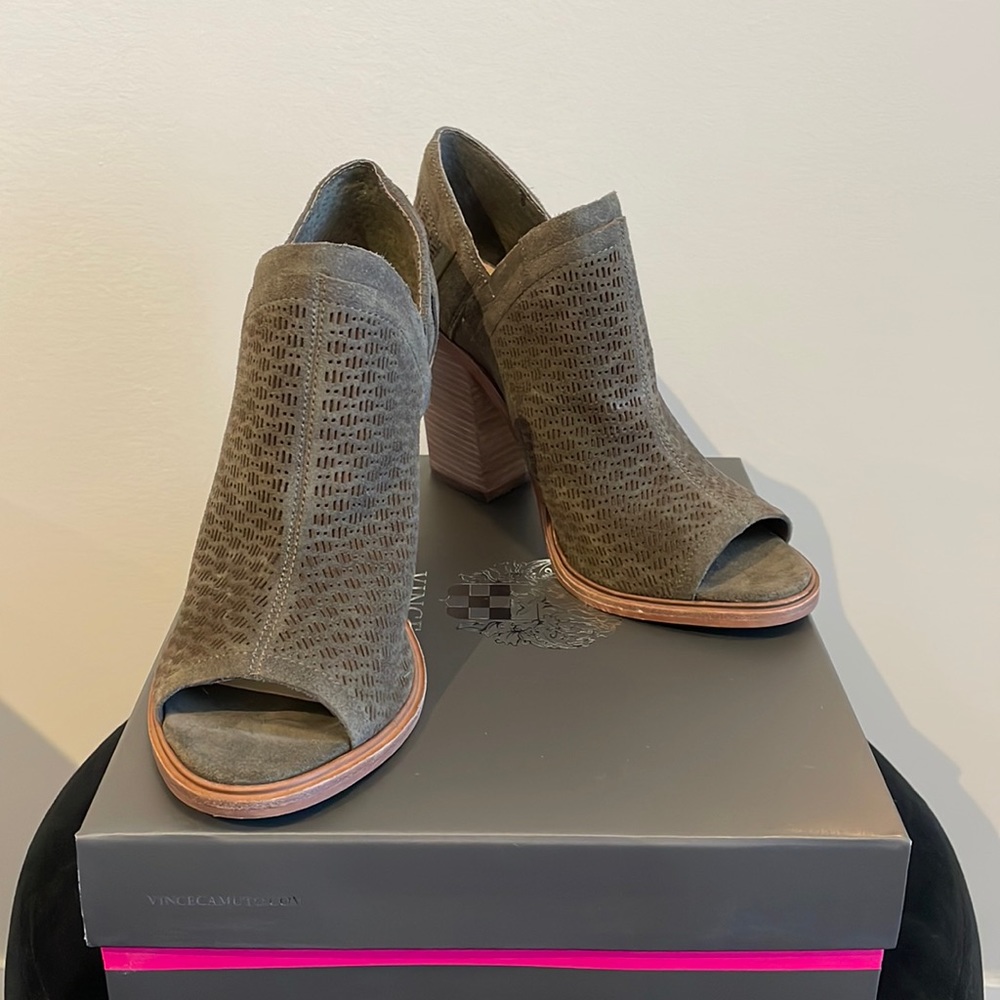 Vince Camuto Bootie - Olive Green NWOT